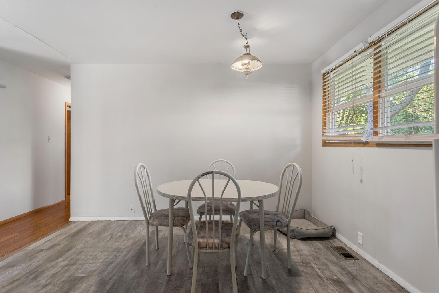 1608 Gates Drive Rantoul, IL 61866 - Photo 5 of 30 Gallery Image 5