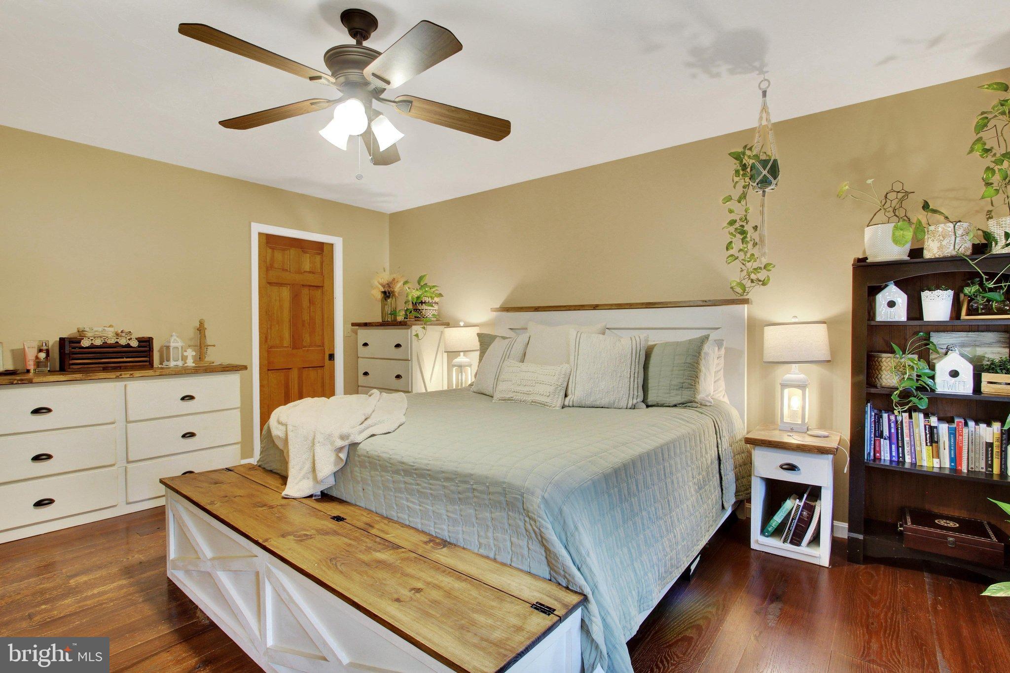 1147 Lake Road Spring Grove, PA 17362 - Photo 22 of 41 Gallery Image 22