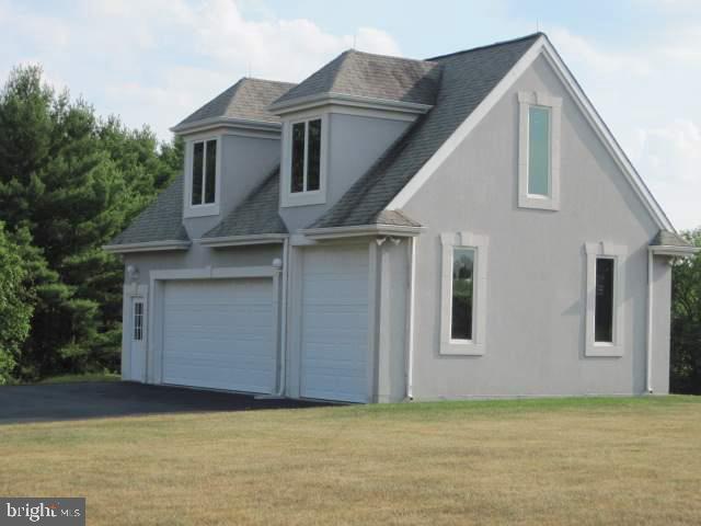 7155 Sterling Road Harrisburg, PA 17112 - Photo 5 of 25 Gallery Image 5