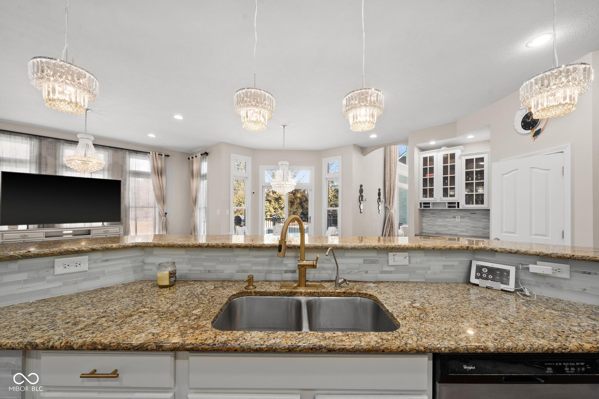 14516 Copper Ridge Drive Fishers, IN 46040 - Photo 9 of 64 Gallery Image 9