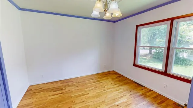 $1,150 | 320 North Spring Street, Nevada, MO 64772