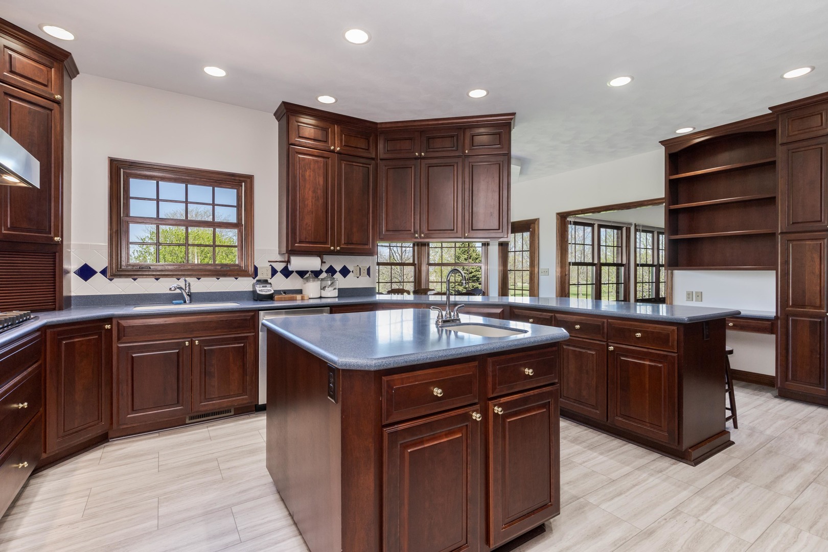 402 Northridge Estates Normal, IL 61761 - Photo 11 of 52