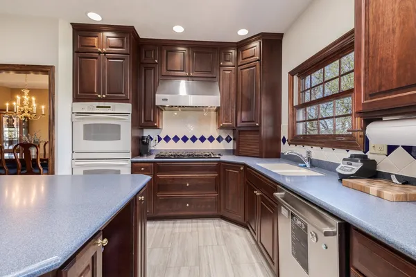 $750,000 | 402 Northridge Estates, Normal, IL 61761