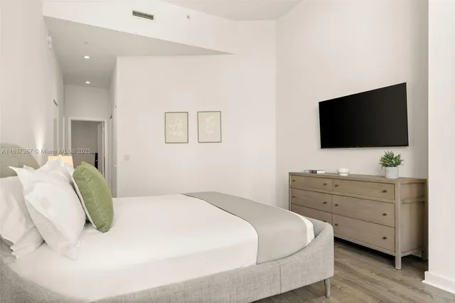 a outdoor view with a sitting space