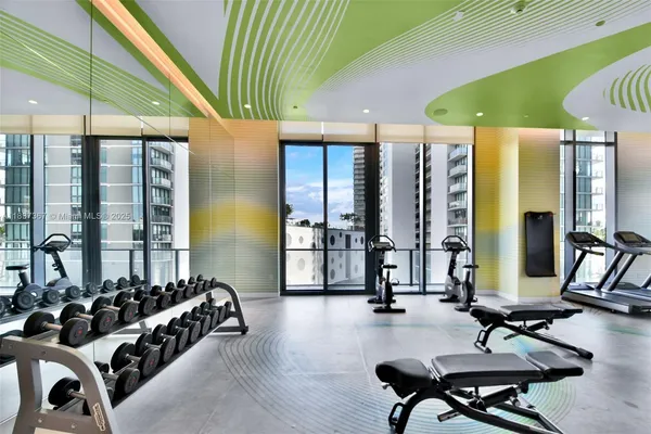 $7,500 | 501 Northeast 31st Street, Unit 410, Miami, FL 33137