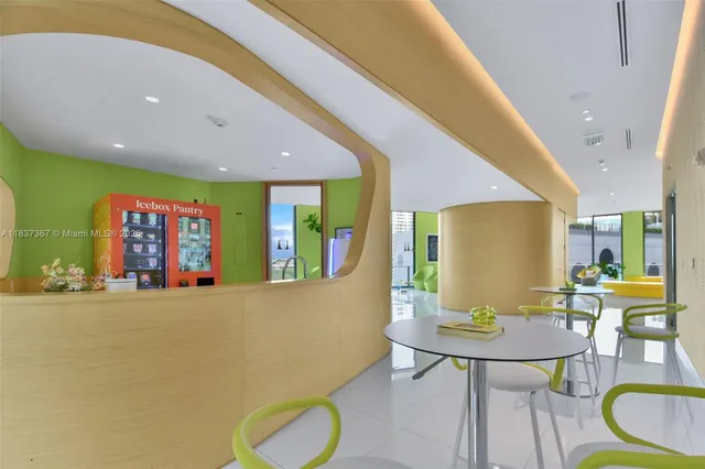 $7,500 | 501 Northeast 31st Street, Unit 410, Miami, FL 33137