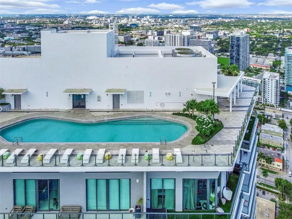 $7,500 | 501 Northeast 31st Street, Unit 410, Miami, FL 33137