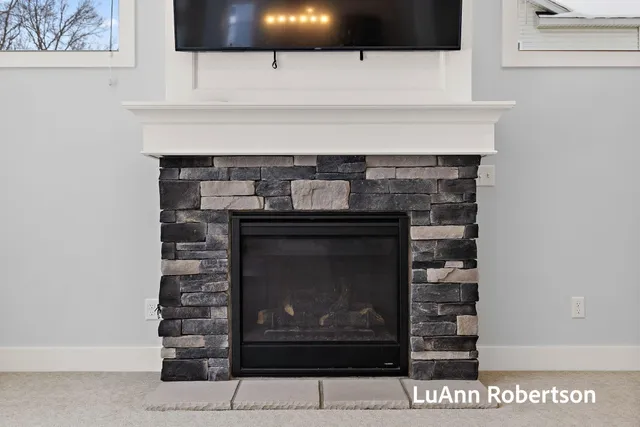 $624,000 | 1506 South Beacon Boulevard, Grand Haven, MI 49417