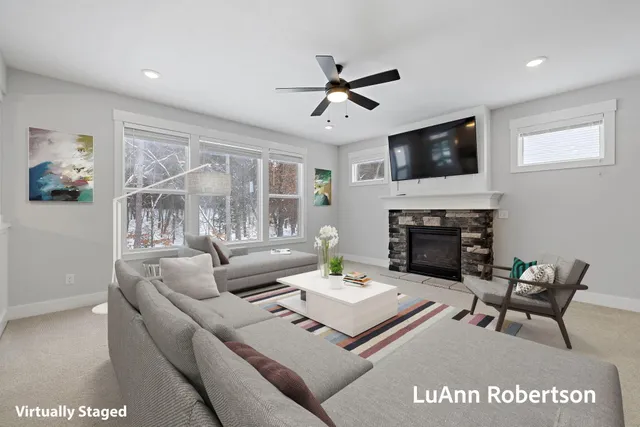 $624,000 | 1506 South Beacon Boulevard, Grand Haven, MI 49417