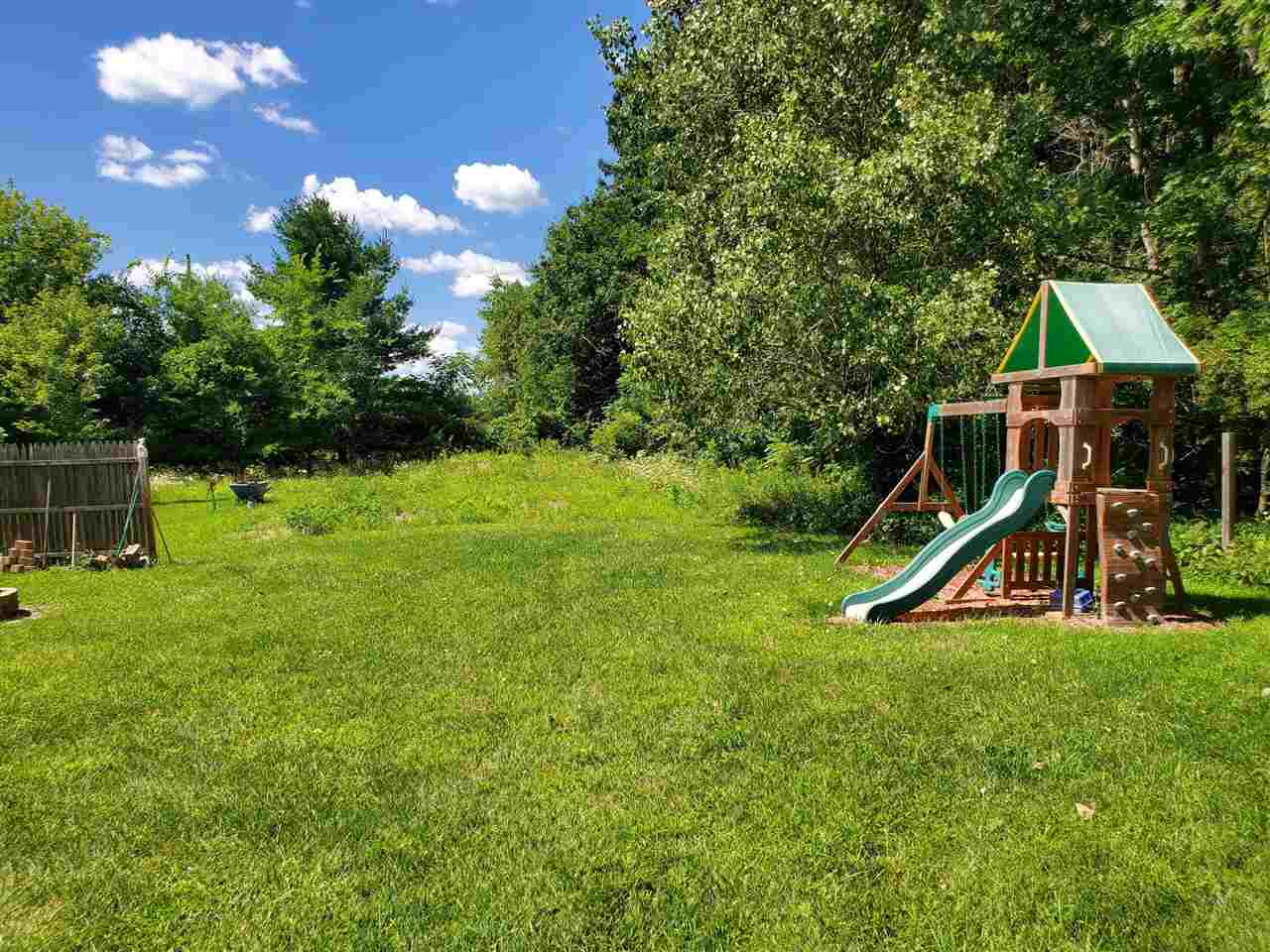 4930 Tyrrell Road Owosso, MI 48867 - Photo 5 of 18 50020305-4.JPG