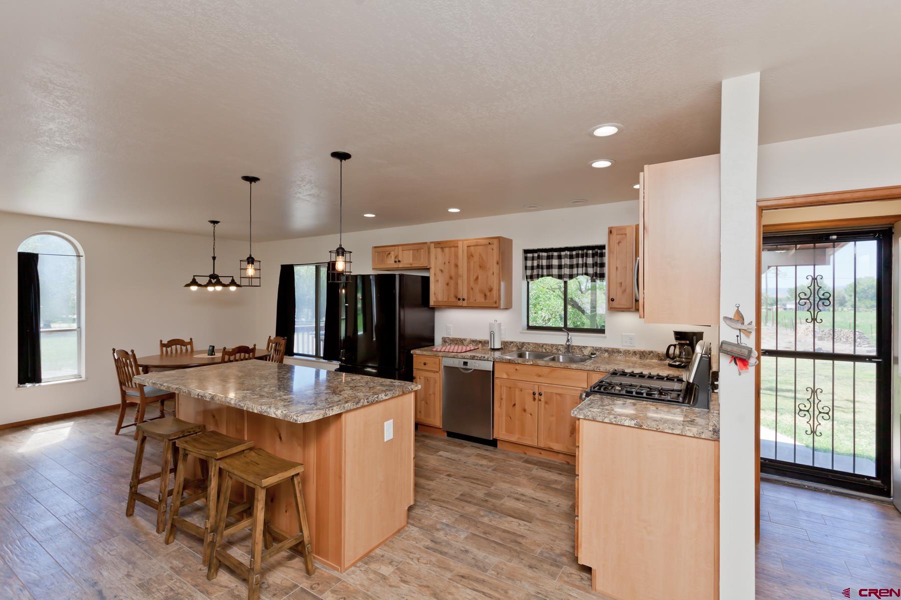 679 33 3/4 Road Clifton, CO 81520 - Photo 6 of 35 Gallery Image 6