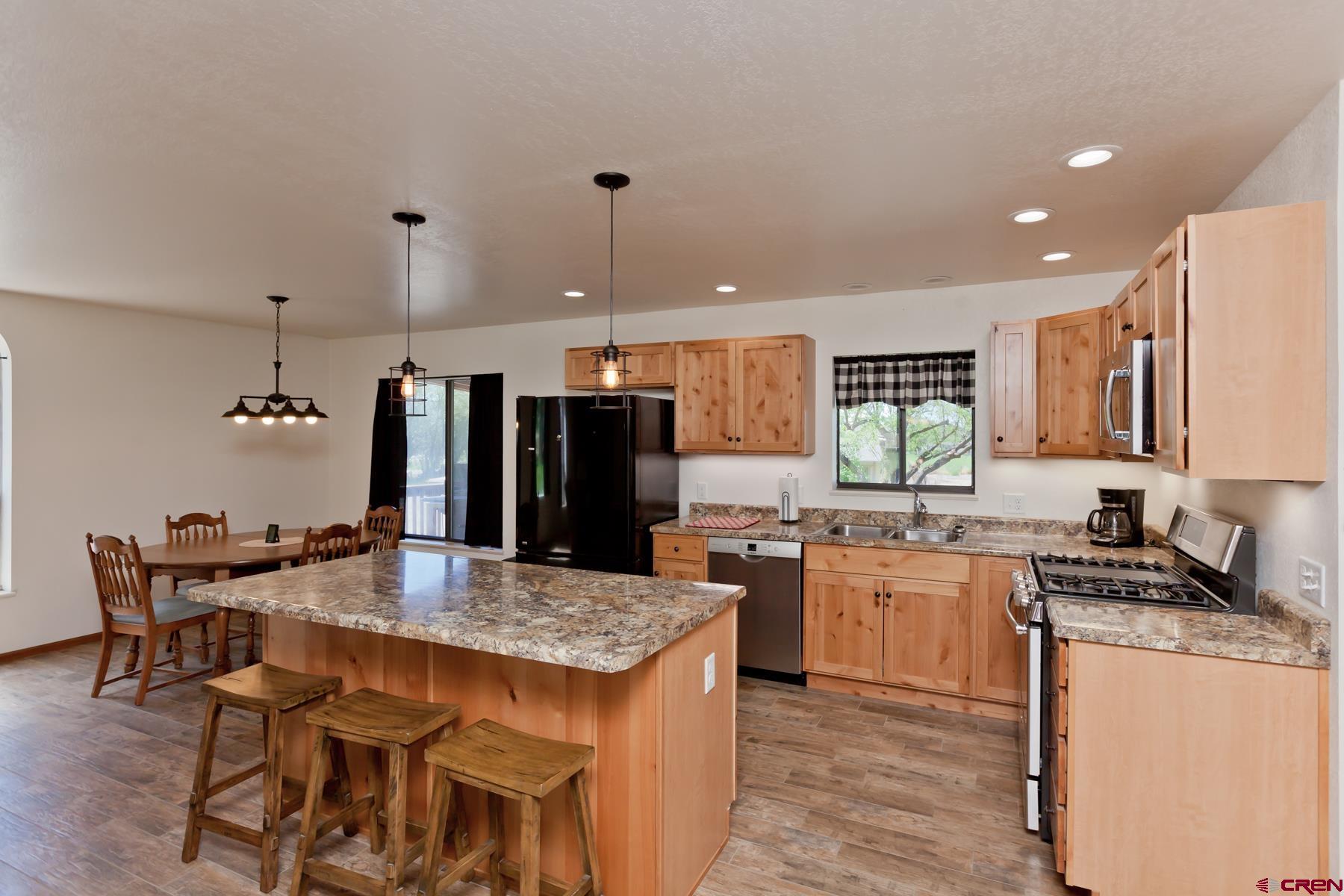 679 33 3/4 Road Clifton, CO 81520 - Photo 7 of 35 Gallery Image 7