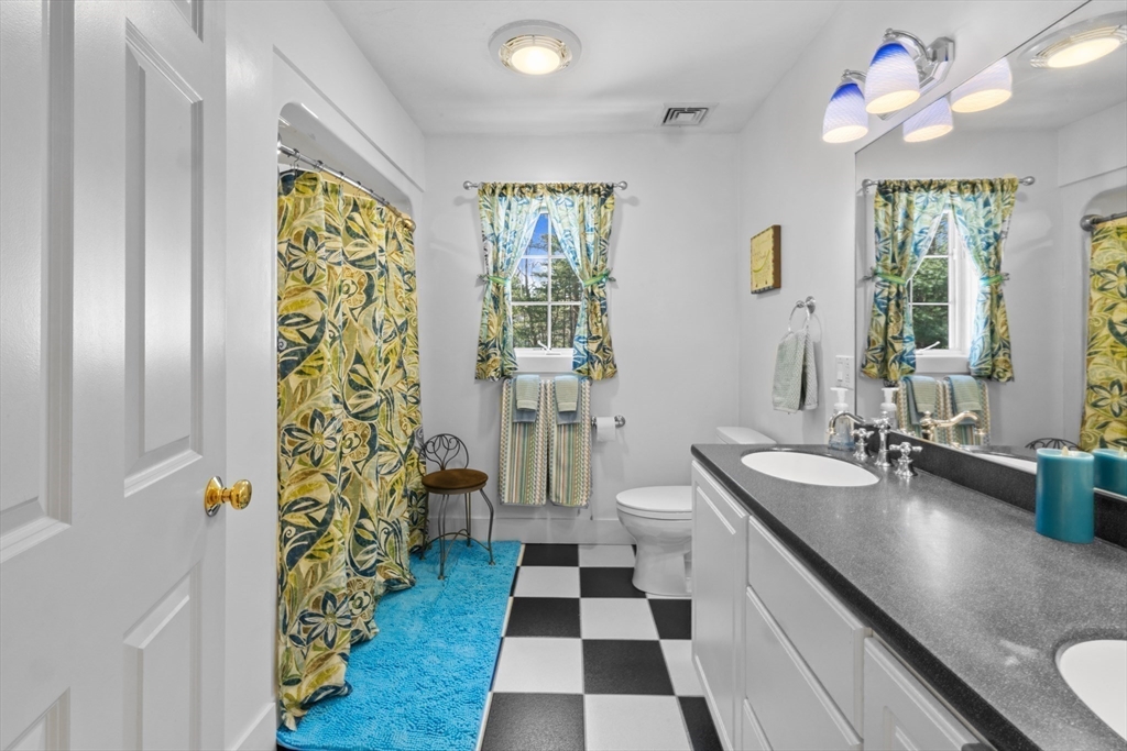 10 Azel Road Freetown, MA 02717 - Photo 24 of 39 Gallery Image 24