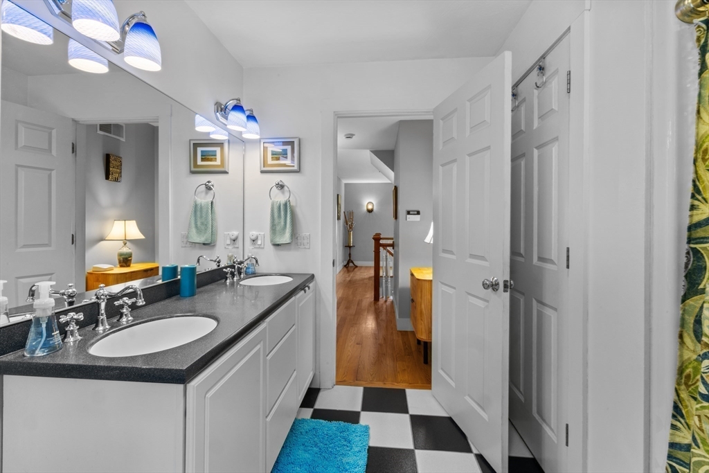 10 Azel Road Freetown, MA 02717 - Photo 25 of 39 Gallery Image 25
