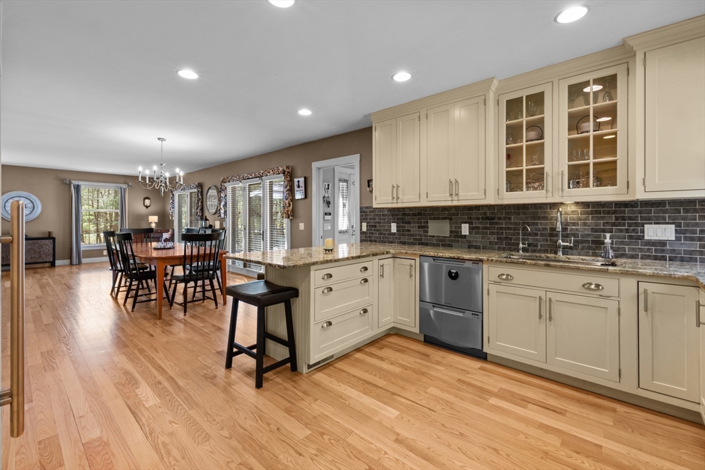 10 Azel Road Freetown, MA 02717 - Photo 10 of 39 Gallery Image 10