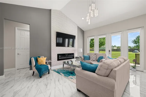 $495,000 | 2009 Flower, Sebring, FL 33875