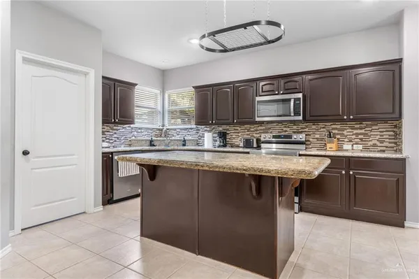 $3,500 | 2603 Nicole Drive, Mission, TX 78574