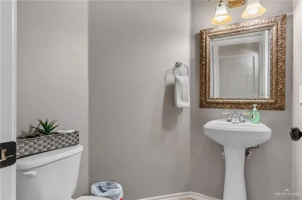 $3,500 | 2603 Nicole Drive, Mission, TX 78574