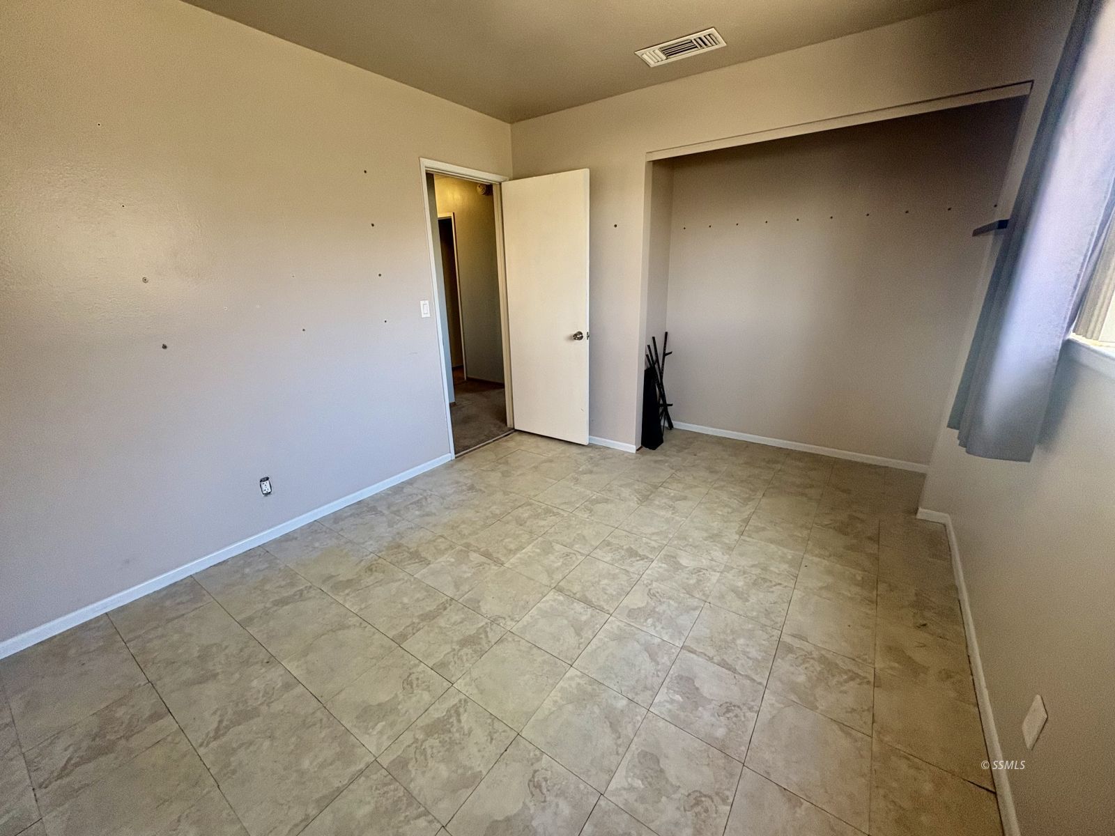 236 West Iowa Avenue Ridgecrest, CA 93555 - Photo 13 of 23