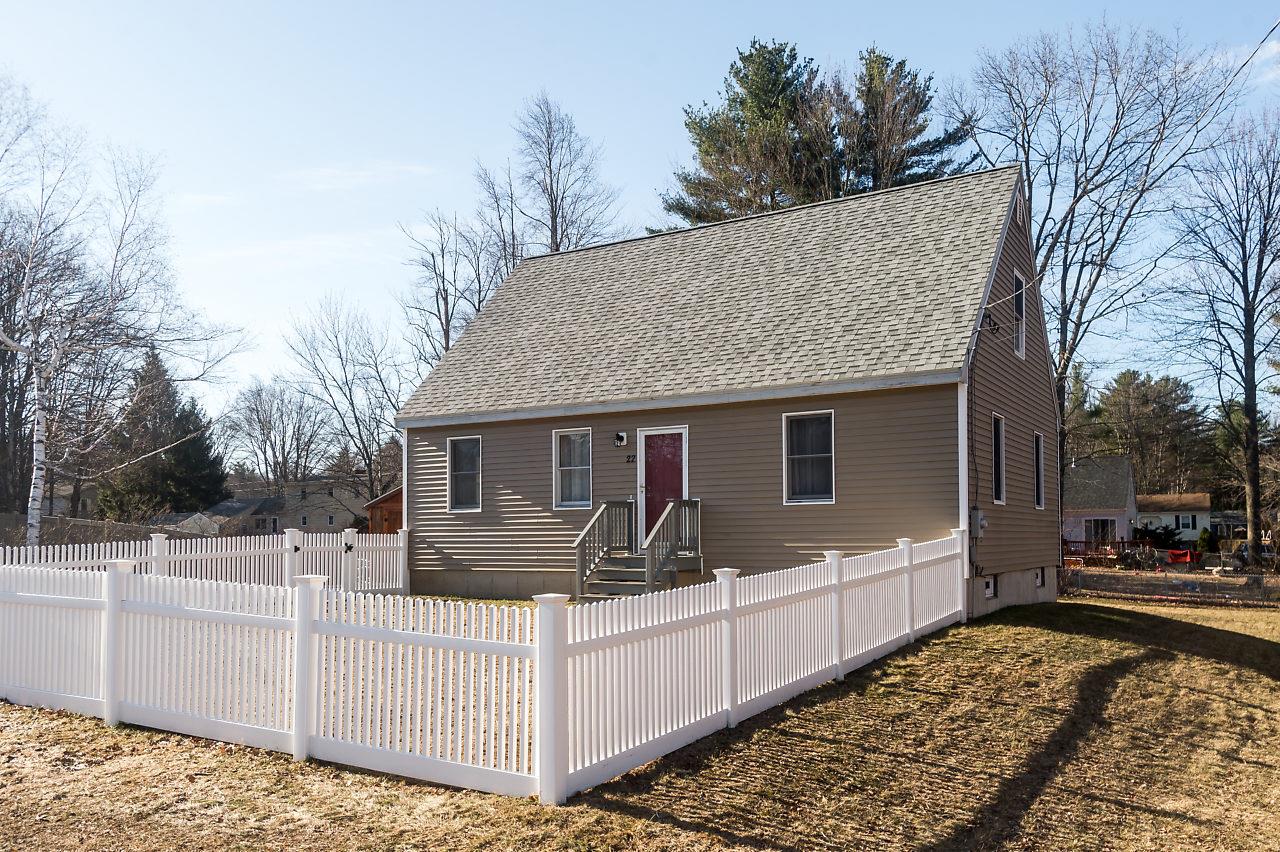 22 Hampshire Avenue Rochester, NH 03867 - Photo 1 of 29 Gallery Image 1