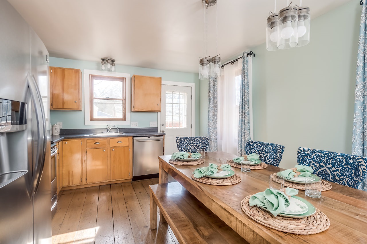 22 Hampshire Avenue Rochester, NH 03867 - Photo 4 of 29 Gallery Image 4