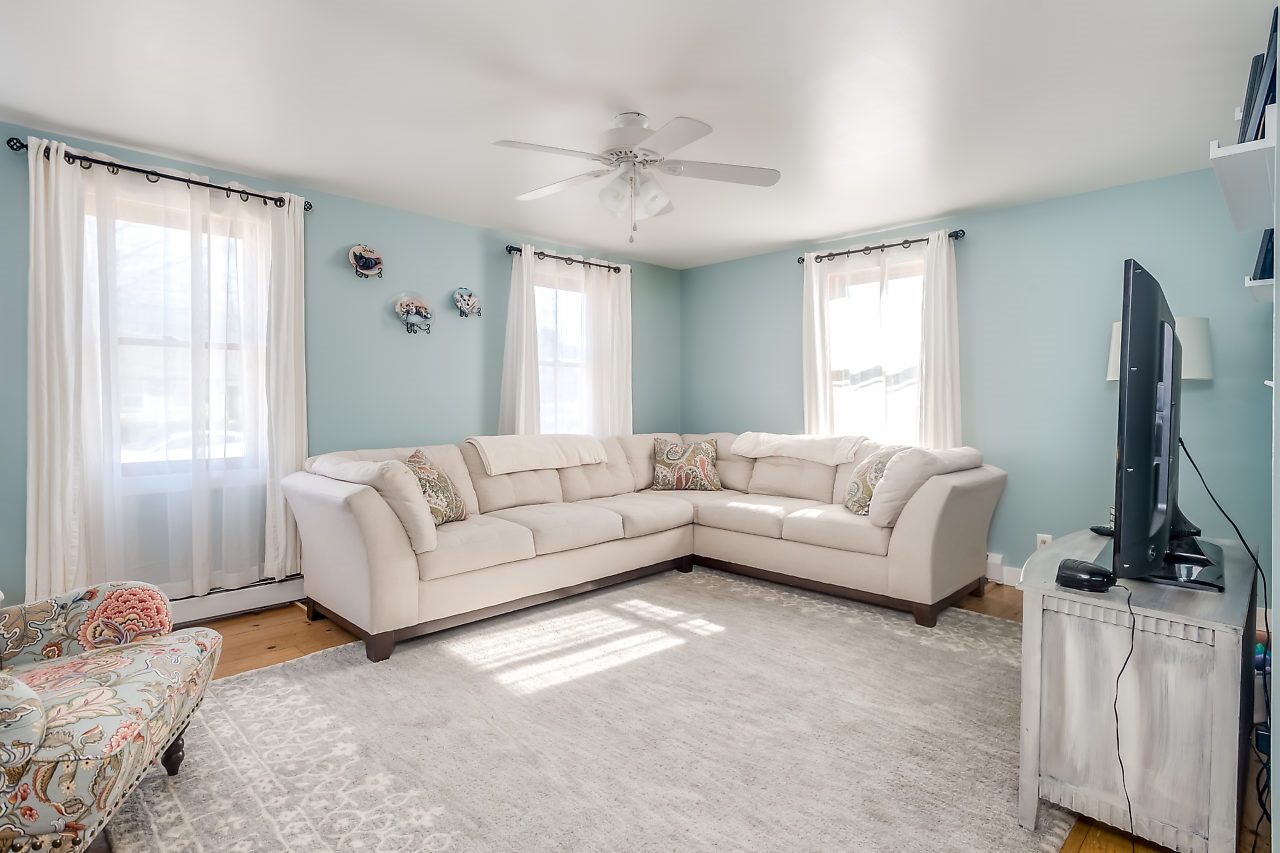 22 Hampshire Avenue Rochester, NH 03867 - Photo 9 of 29 Gallery Image 9