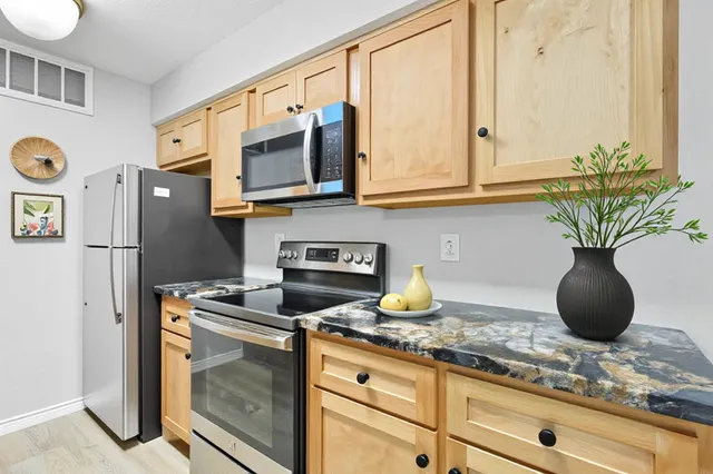 $64,500 | 12955 Woodforest Boulevard, Unit 19, Houston, TX 77015