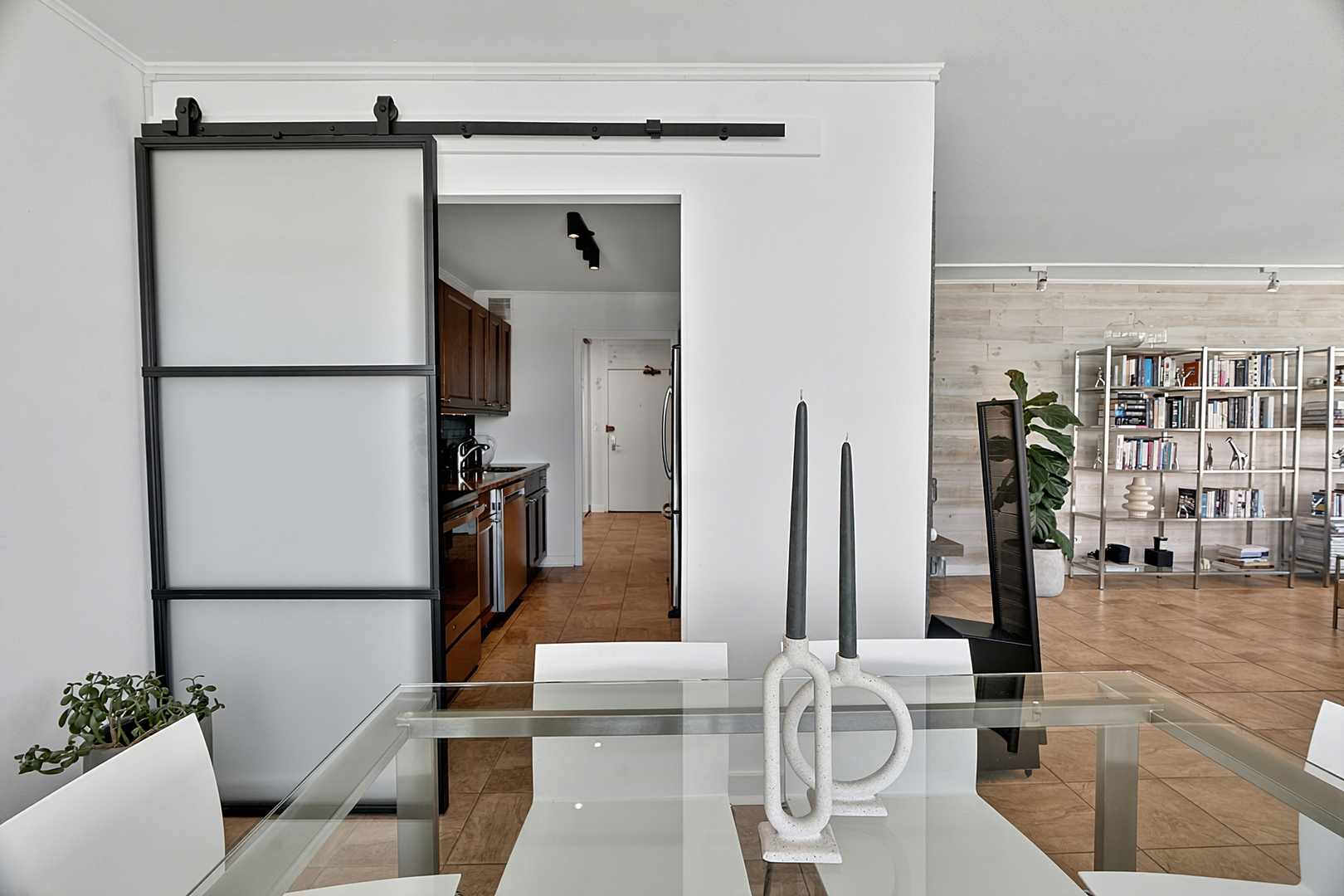 5455 North Sheridan Road, Unit 3515 Chicago, IL 60640 - Photo 27 of 68
