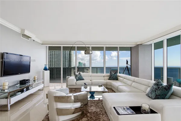 $13,000 | 1830 South Ocean Drive, Unit 3401, Hallandale Beach, FL 33009