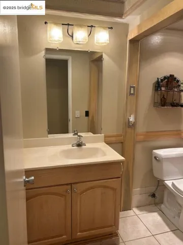 $699,000 | 55 Turtle Creek Street, Oakland, CA 94605