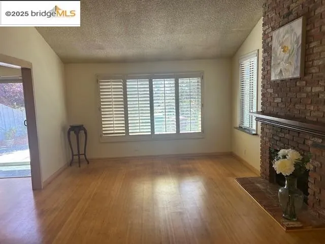 $699,000 | 55 Turtle Creek Street, Oakland, CA 94605