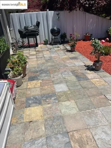 $699,000 | 55 Turtle Creek Street, Oakland, CA 94605