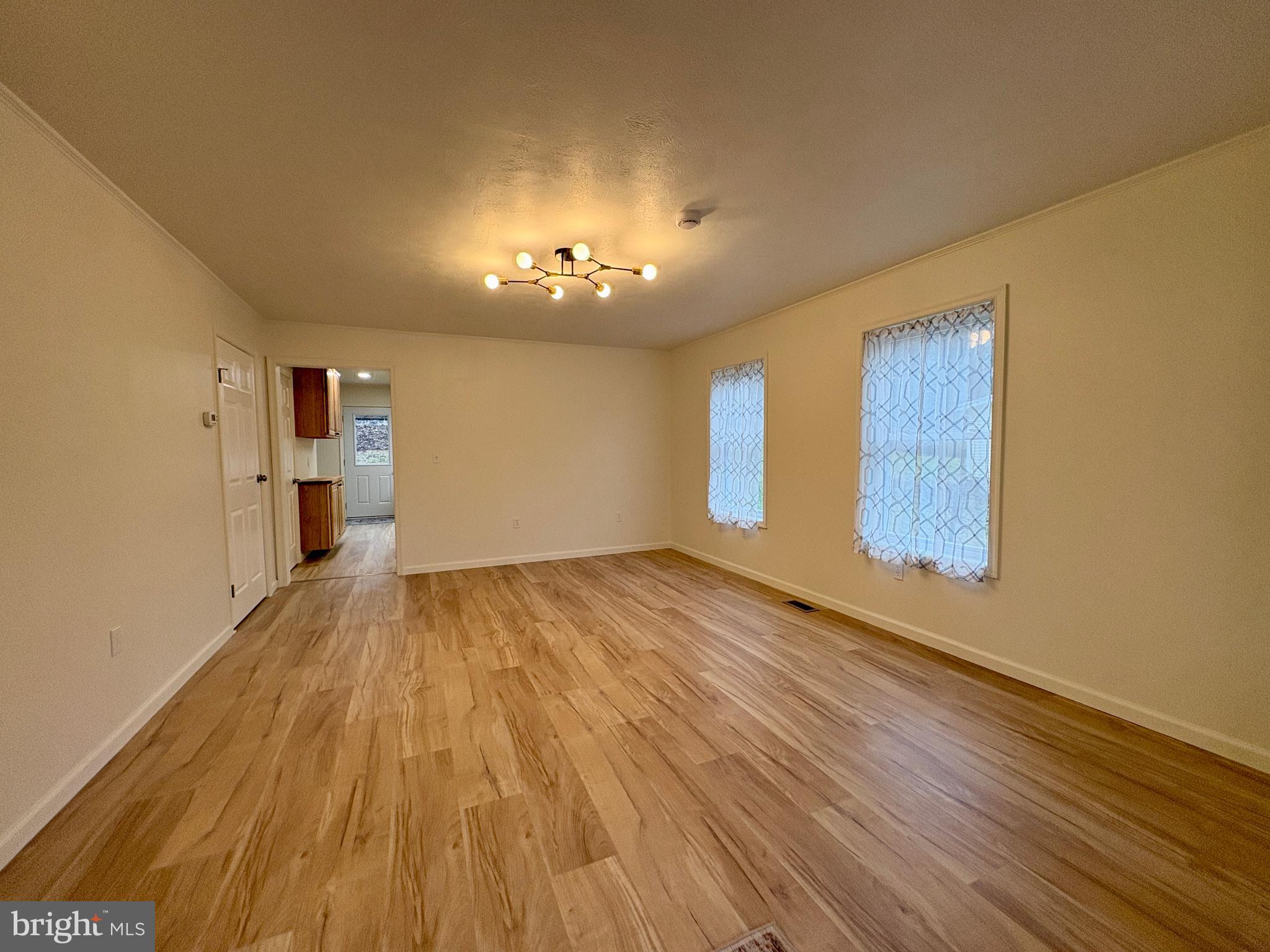 404 Front Street Port Matilda, PA 16870 - Photo 4 of 19 Gallery Image 4