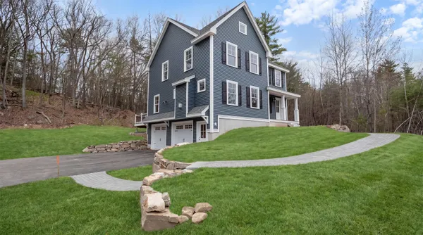 $924,900 | 187 North Main Street, Salem, NH 03079
