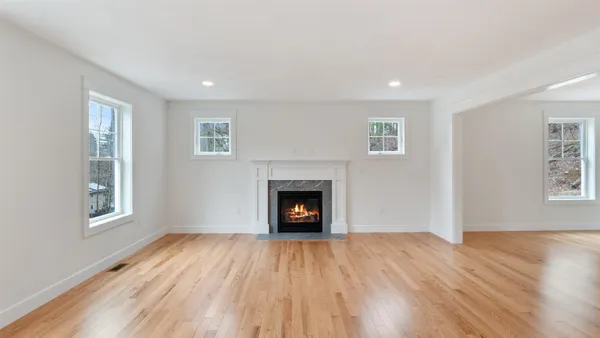 $924,900 | 187 North Main Street, Salem, NH 03079