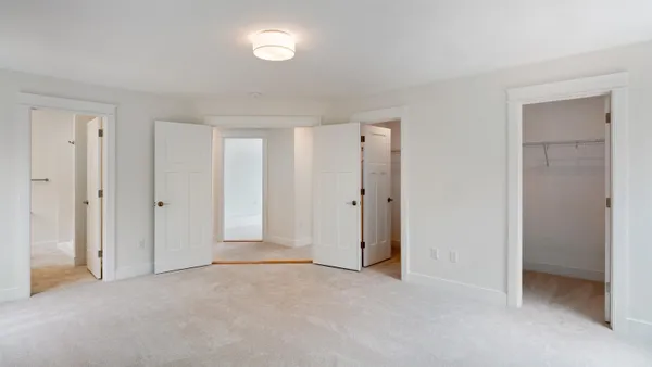 $924,900 | 187 North Main Street, Salem, NH 03079