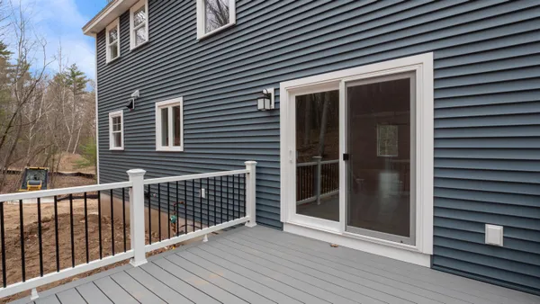 $924,900 | 187 North Main Street, Salem, NH 03079