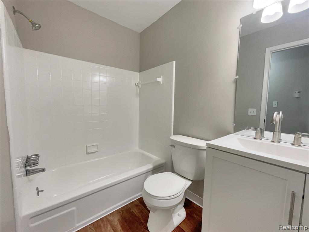 11040 Messmore Road Utica, MI 48317 - Photo 15 of 17