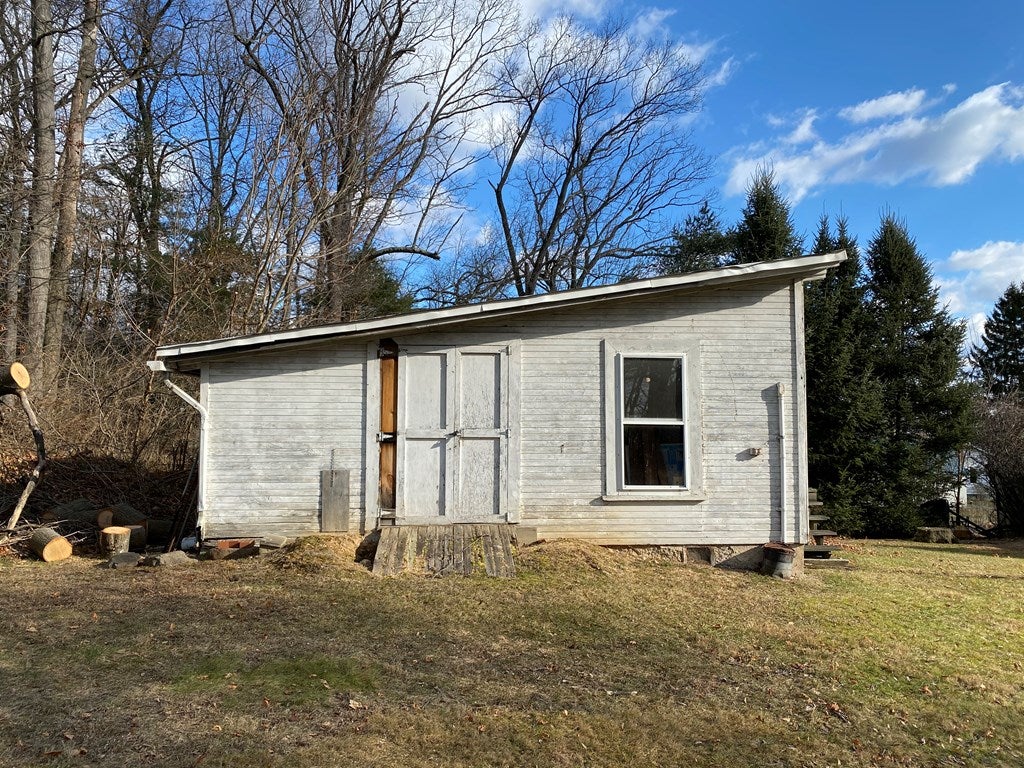 10138 Raystown Road Huntingdon, PA 16652 - Photo 22 of 44 Gallery Image 22
