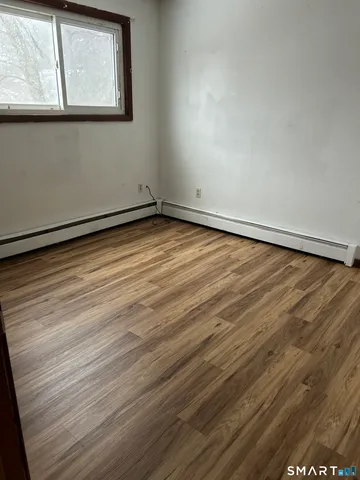 $1,400 | 66 York Street, Waterbury, CT 06704