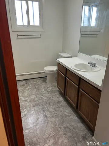 $1,400 | 66 York Street, Waterbury, CT 06704