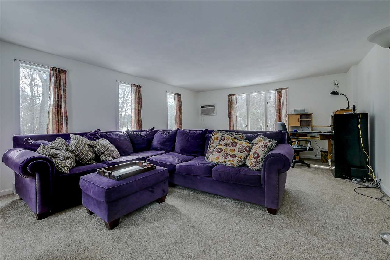 184 Westfall Road Pelham, NH 03076 - Photo 14 of 29