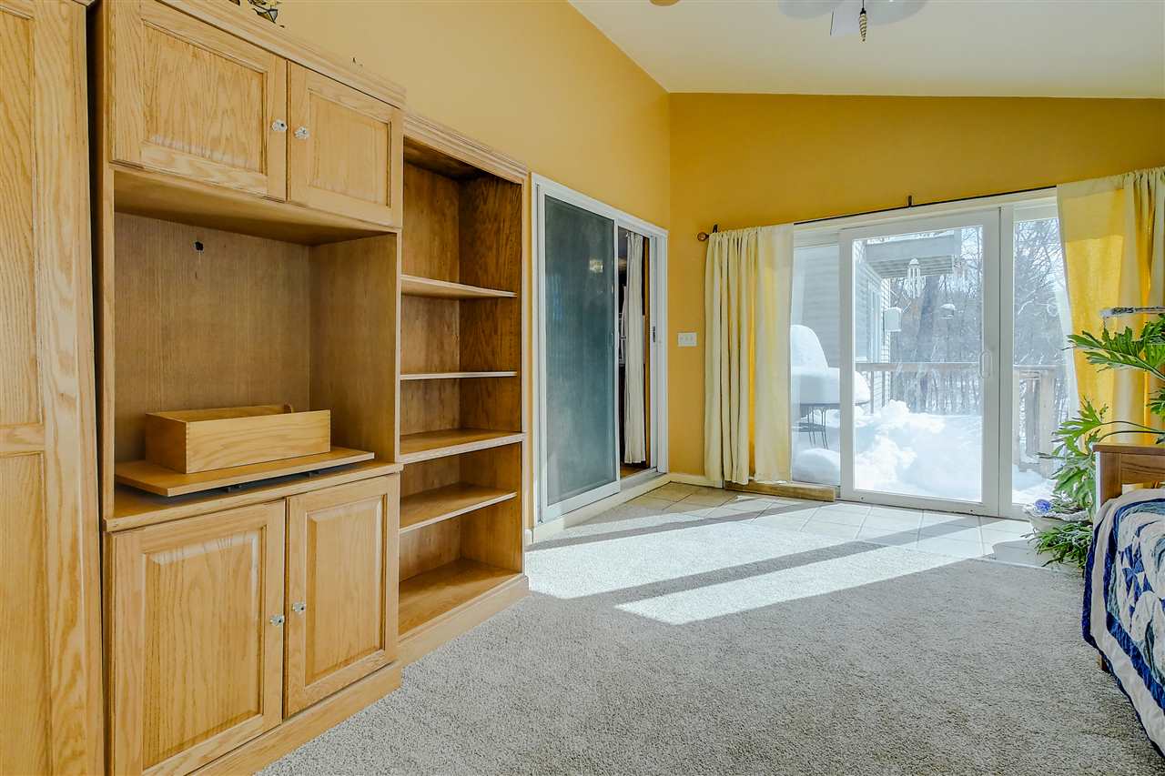 184 Westfall Road Pelham, NH 03076 - Photo 17 of 29