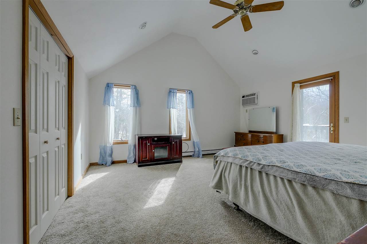 184 Westfall Road Pelham, NH 03076 - Photo 21 of 29