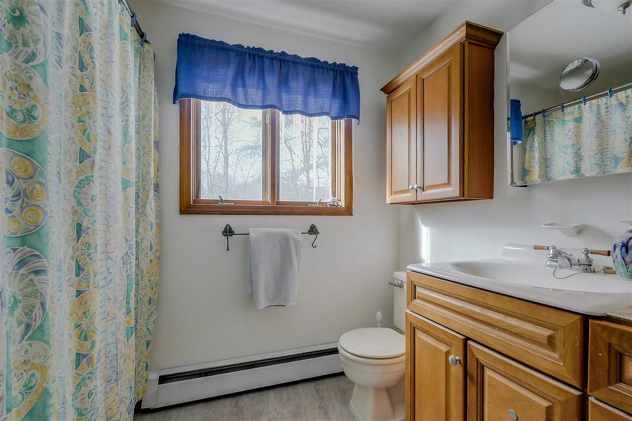 184 Westfall Road Pelham, NH 03076 - Photo 28 of 29