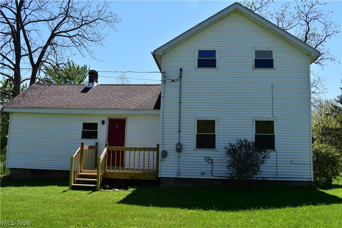 15425 Rock Creek Road Chardon, OH 44024 - Photo 1 of 7