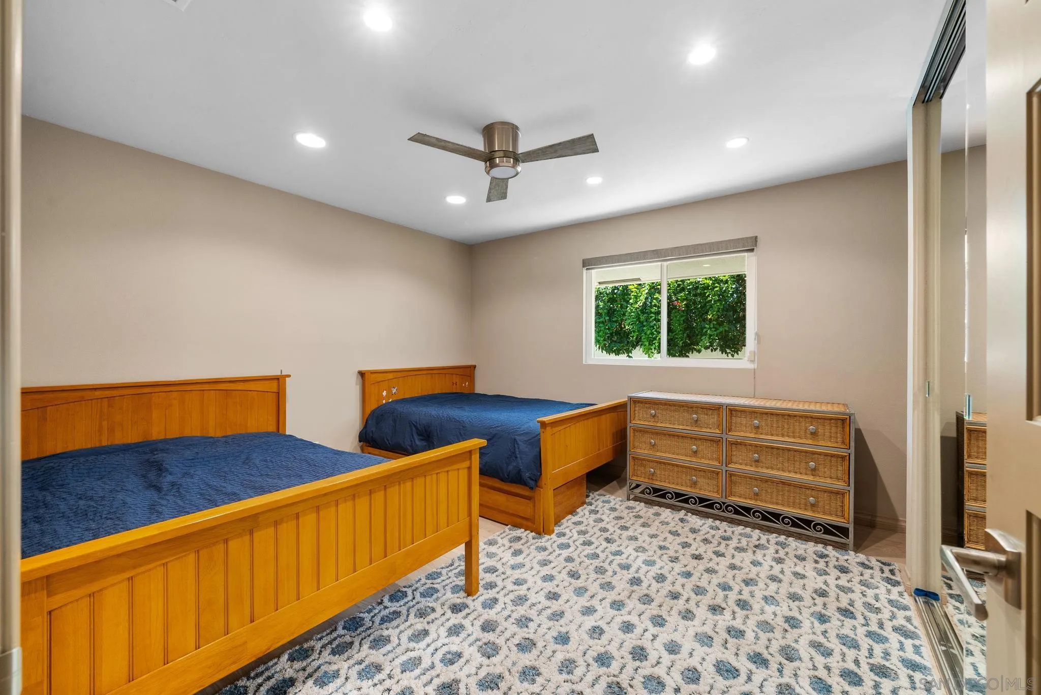 15925 Lime Grove Road Poway, CA 92064 - Photo 30 of 42 Bedroom