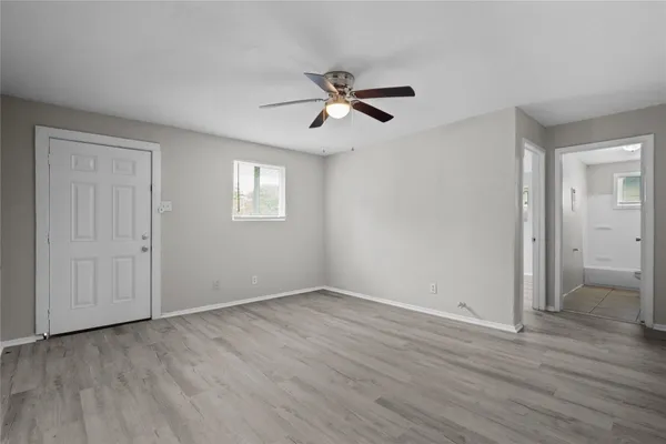 $999 | 2328 Boss Street, Unit A, La Marque, TX 77568