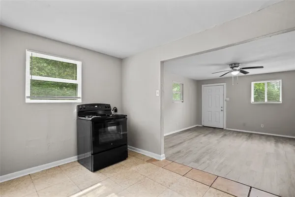 $1,200 | 2328 Boss Street, Unit A, La Marque, TX 77568