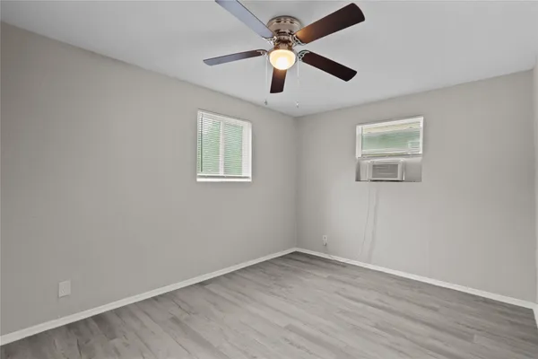 $999 | 2328 Boss Street, Unit A, La Marque, TX 77568